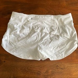 Lululemon Speed Up Short *2.5" WHITE Size 8